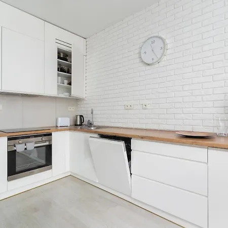 Apartment Dobrego Pasterza With Balcony Cracow By Renters *